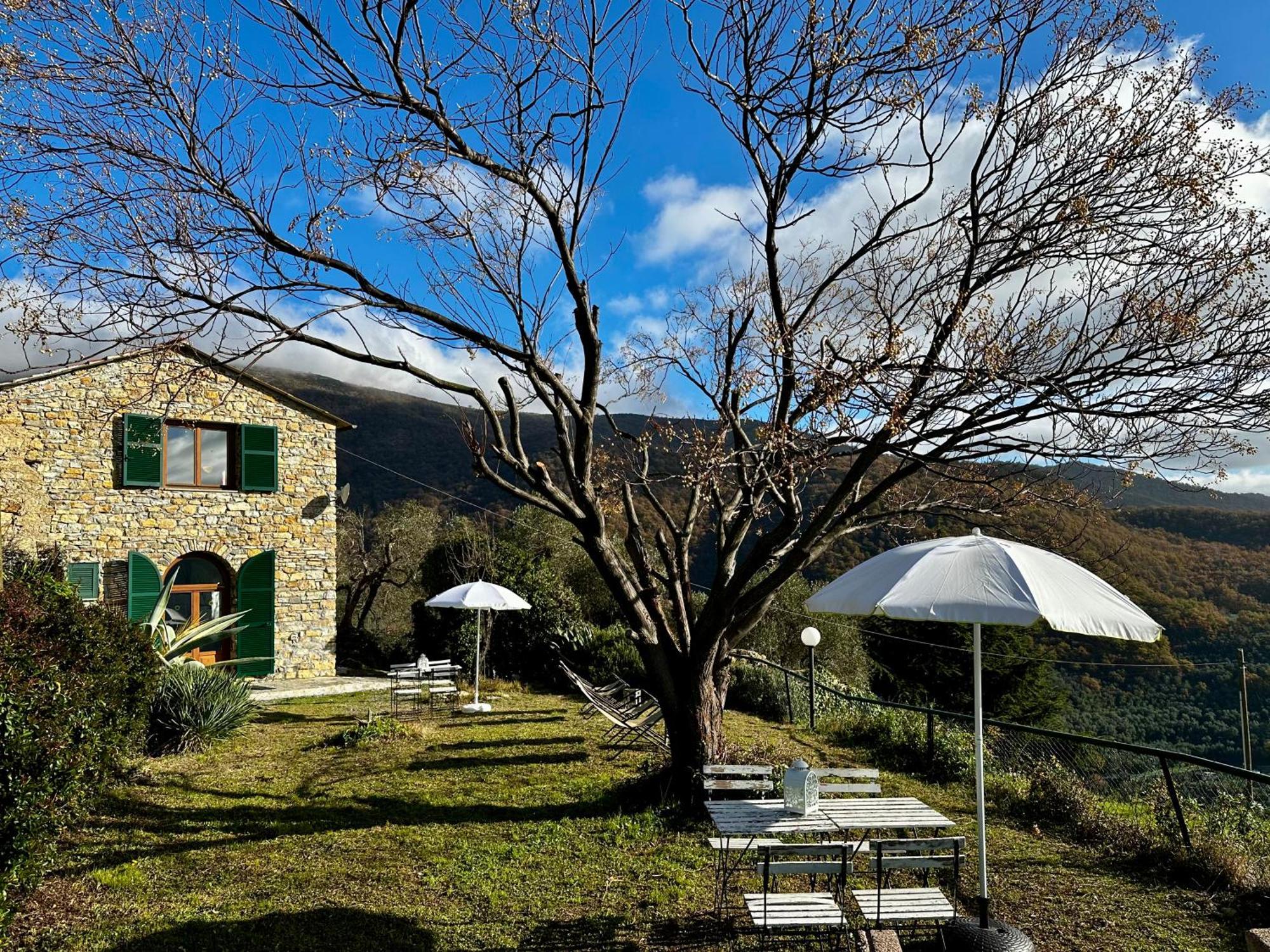 Appartement Borgata Castello à Chiusanico Extérieur photo